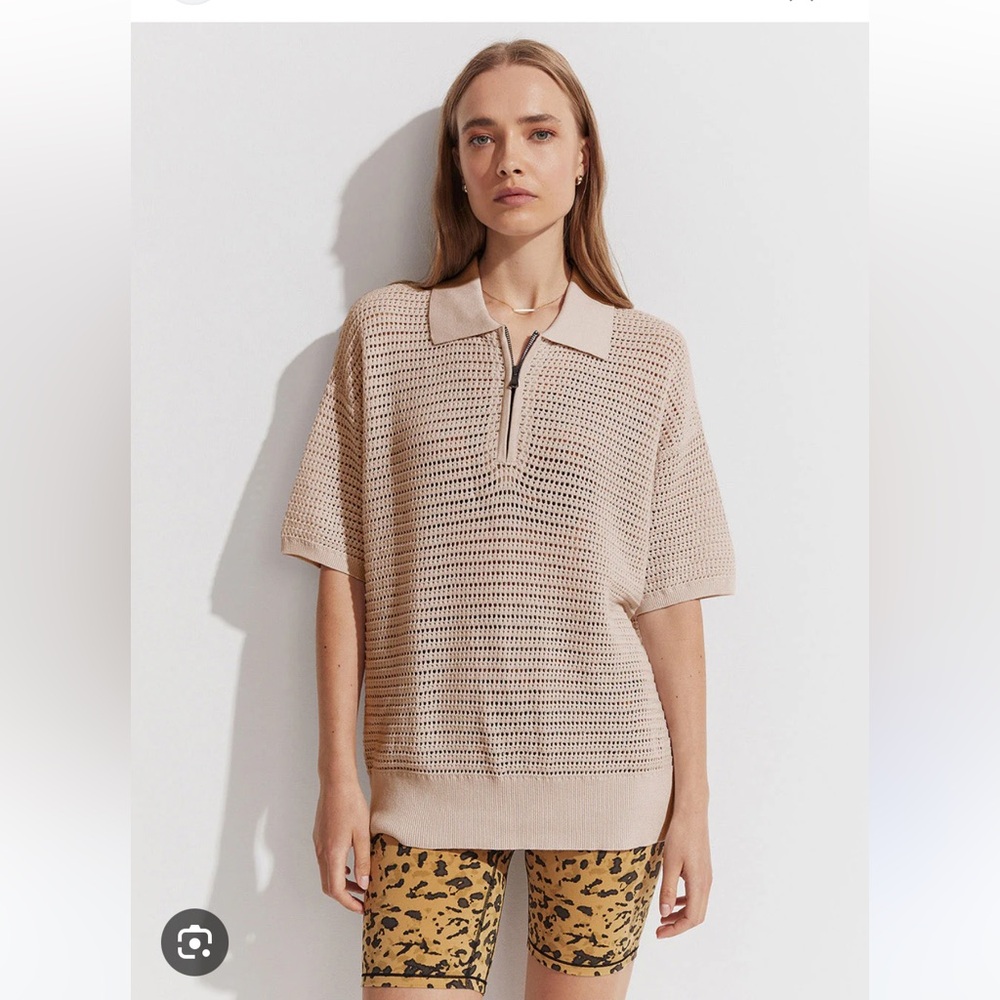 Varley Clayton Polo Knit Top Beige Neutral Quarter Zip Athleisure EUC Small